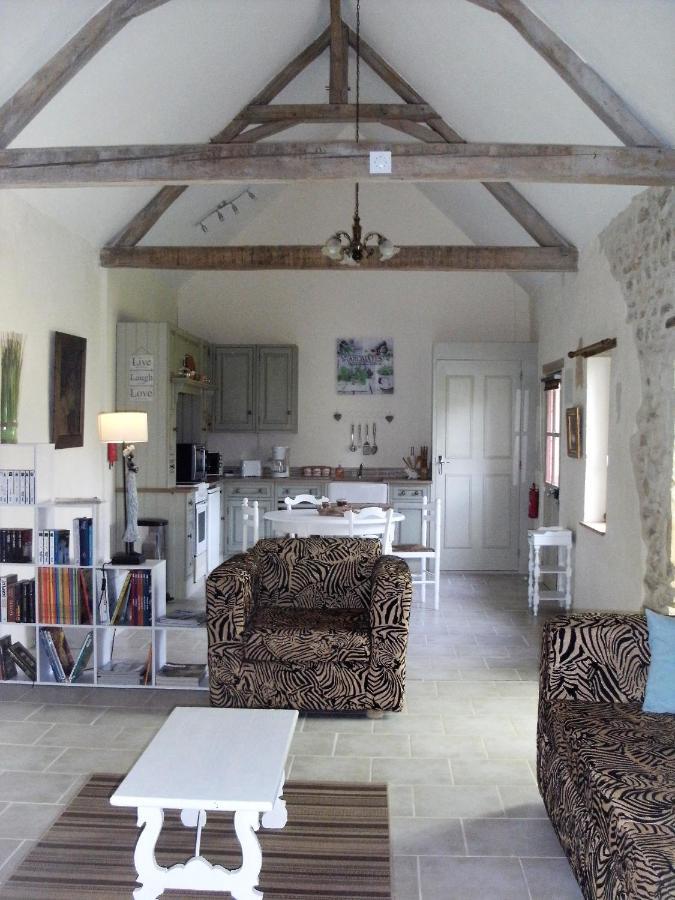Gite De L'Octroy Poitou Oiron Экстерьер фото